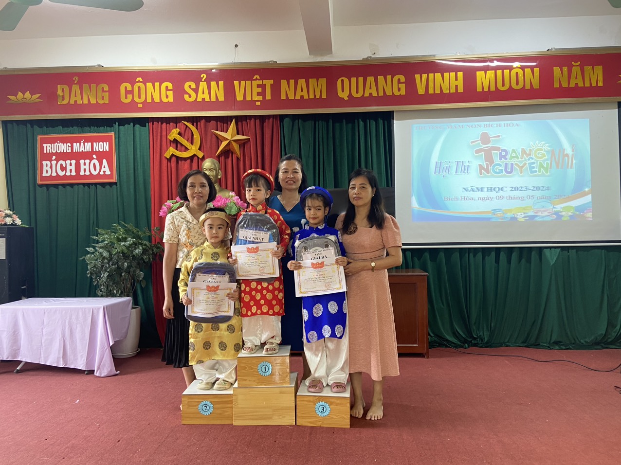 z5423638945331 3f2892f8bbe89f2e73db89cd8a6cb241