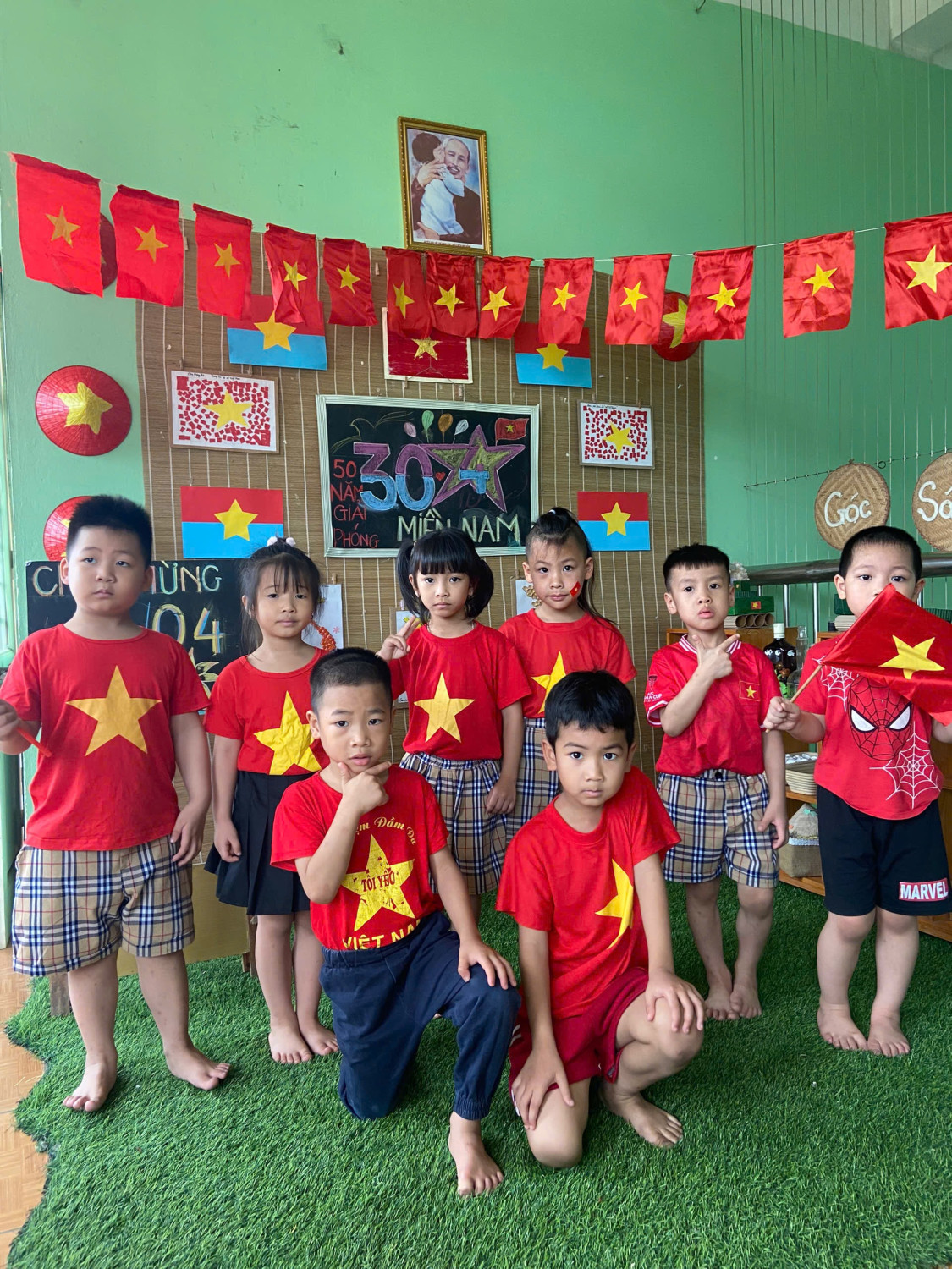 Chào mừng 50 năm giải phóng miền nam 30/4 Thống nhất đất nước