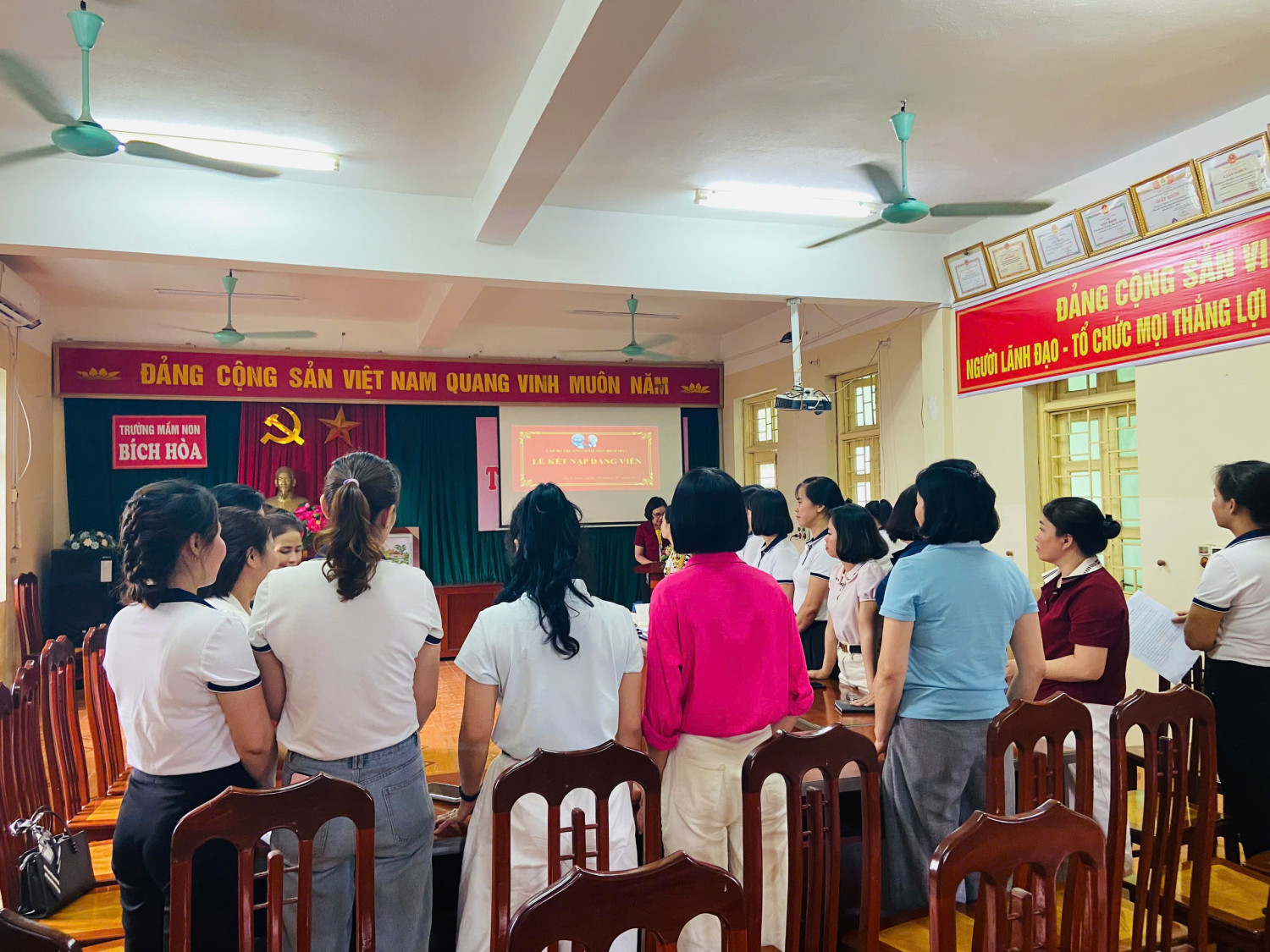 Kết nạp Đảng Viên mới năm 2025