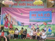 những hoạt động chào mừng ngày quốc tế phụ nữ 8/3 của các bé 5t A2