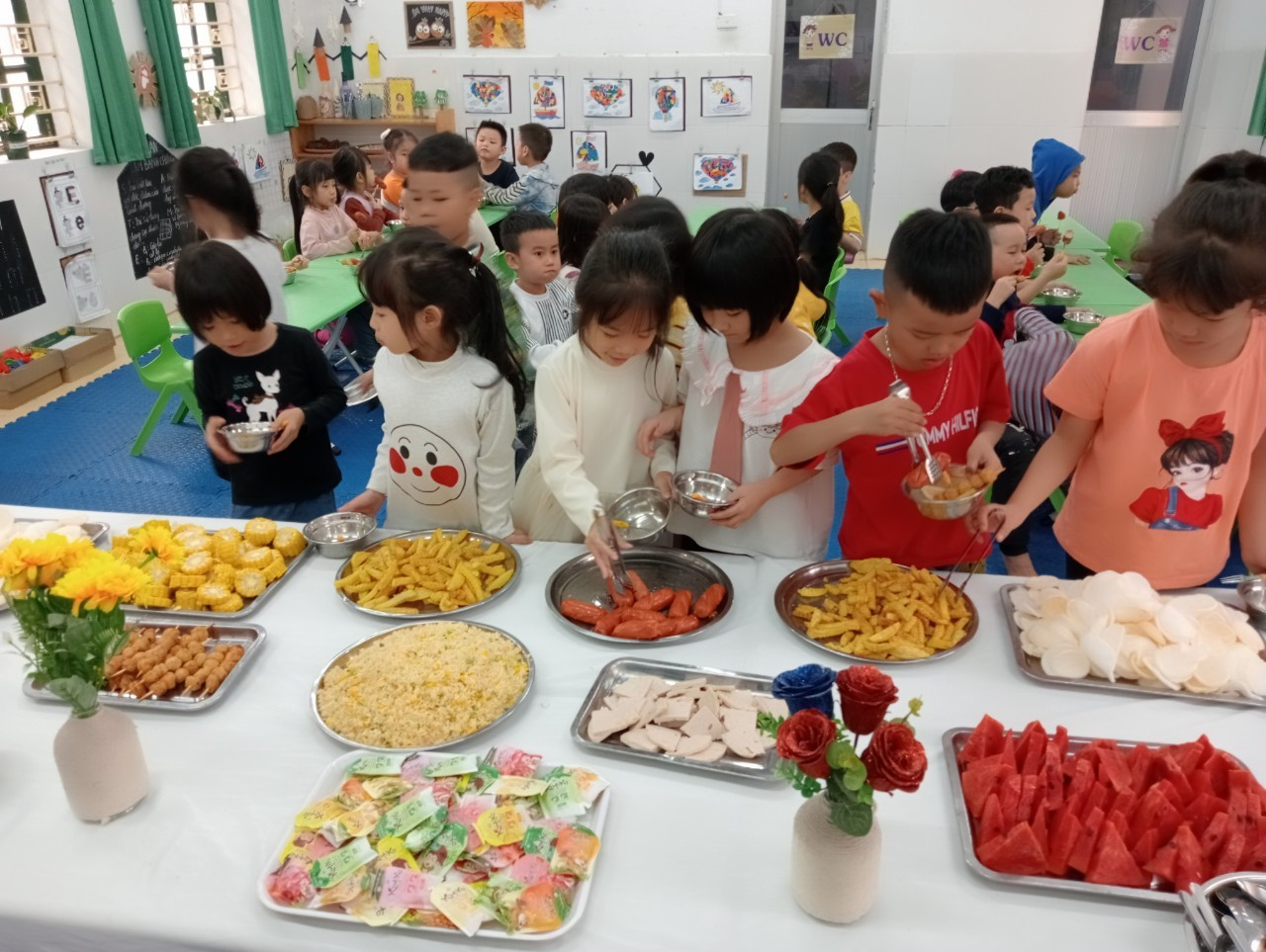 Buffe chào mừng ngày quốc tế phụ nữ 8/3